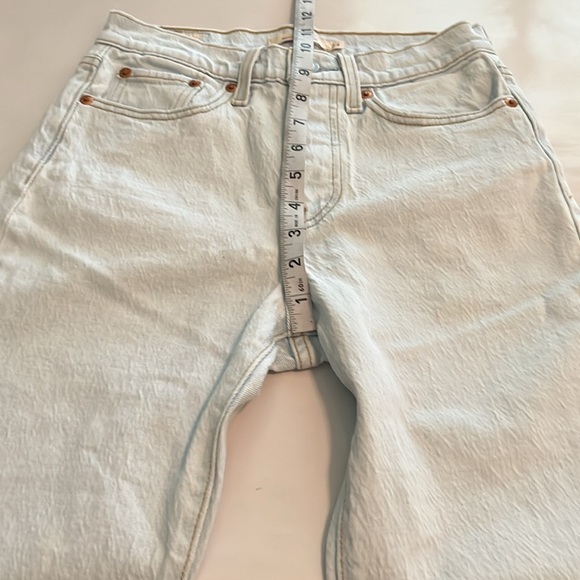 Levi’s Premium Wedgie Straight High Rise Size 24 - Picture 6 of 16